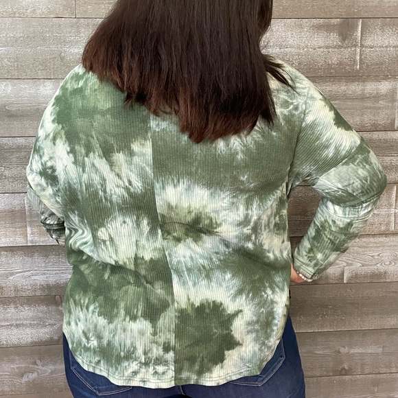 NEW Umgee Plus Olive Mix Tie Dye Top XL-2XL - Picture 13 of 15